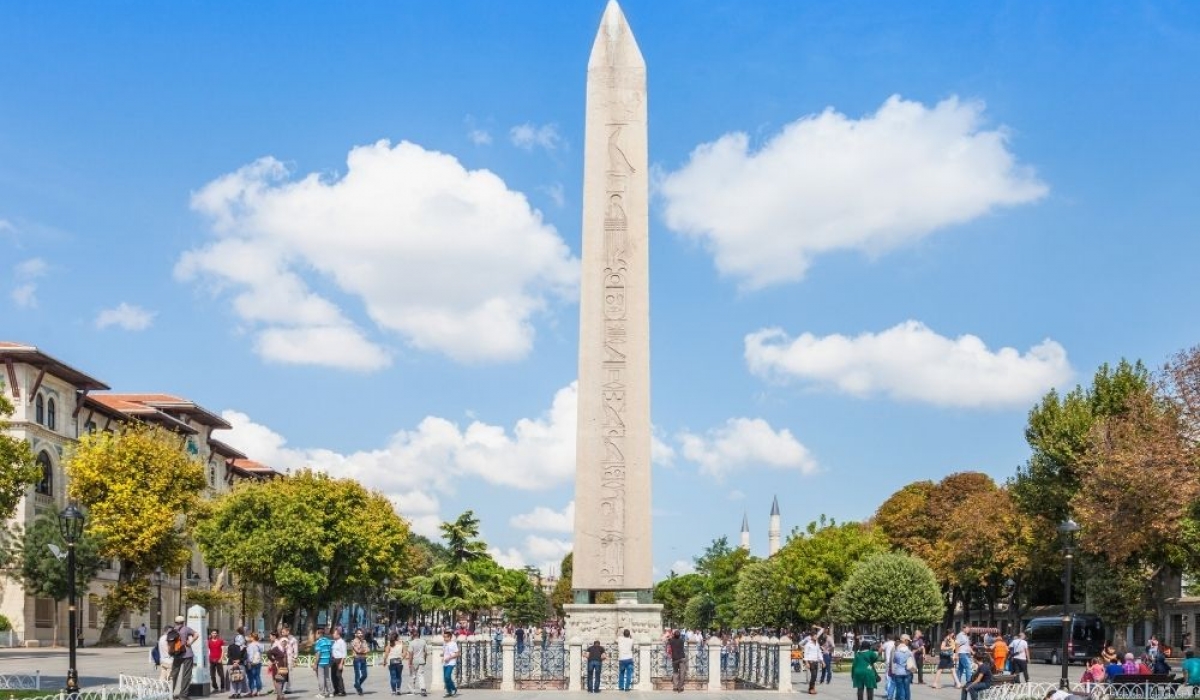 Günübirlik İstanbul Tarihi Yarımada Turu Ayasofya Topkapı Sarayı Yerebatan Sultanahmet