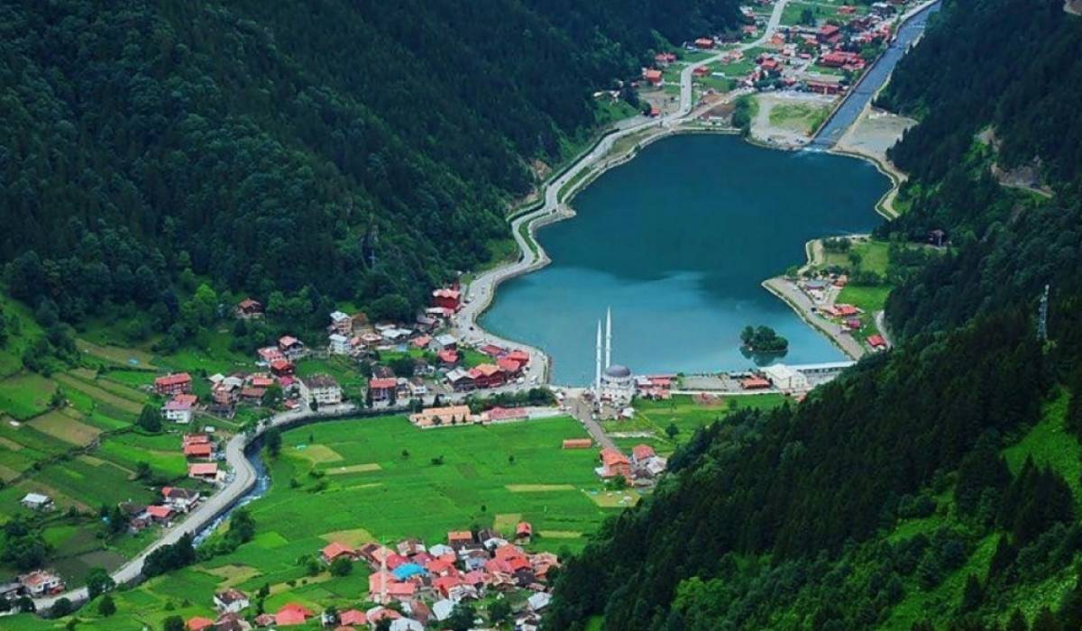 Karadeniz Yaylalar ve Batum Turu 5 Gece Otel (1 Gece Batum 1 Gece Ayder Konaklamalı)