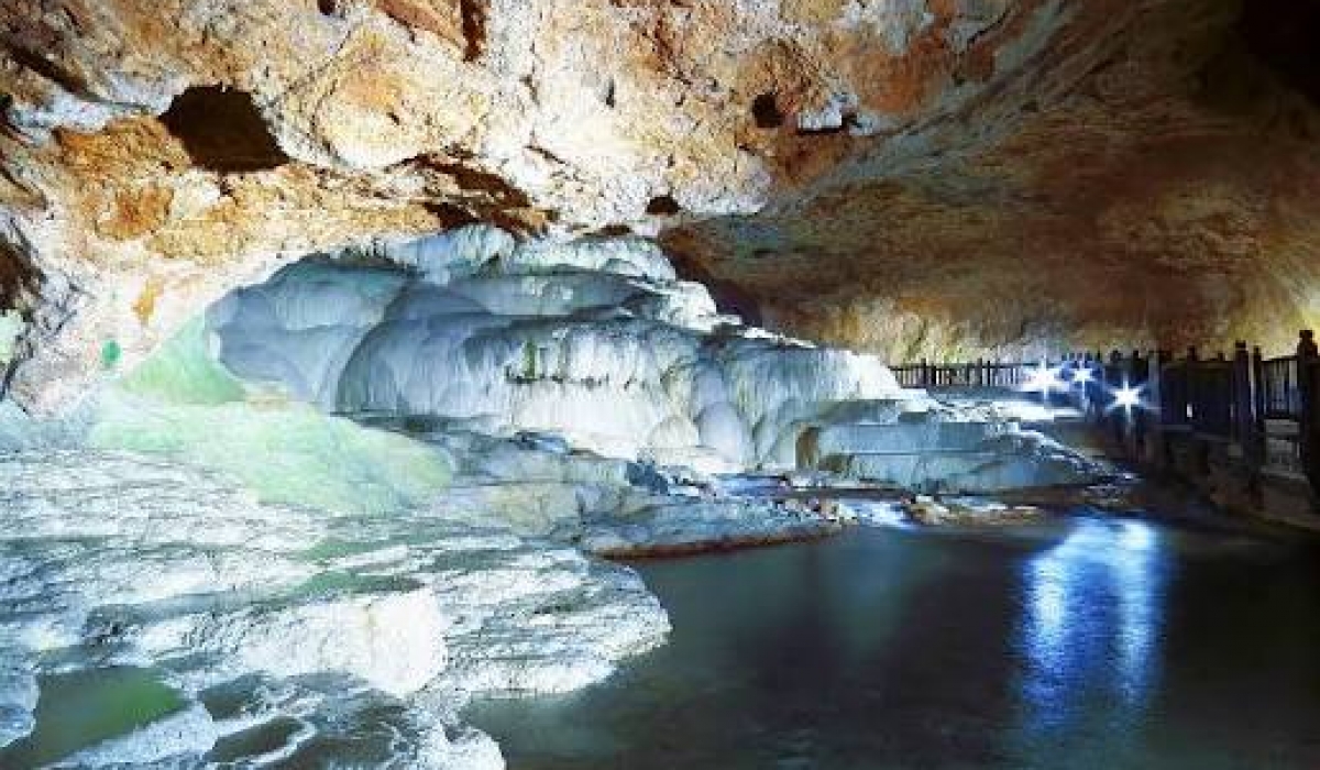Salda Pamukkale ve Kuladokya Turu 1 Gece Otel Konaklamalı